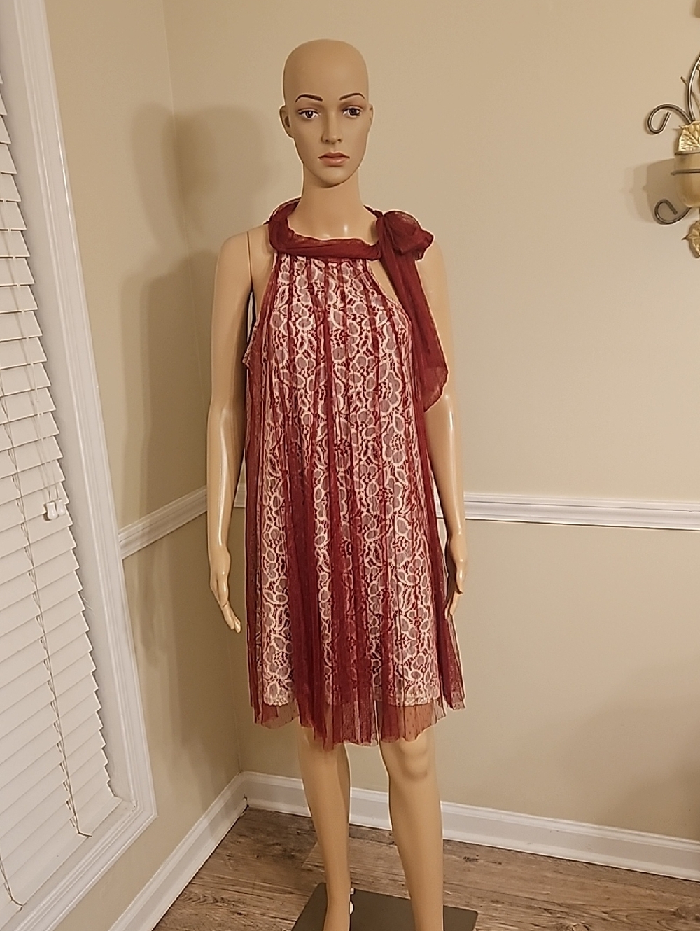 Ryu Tulle Lace A-Line Dress in Burgundy